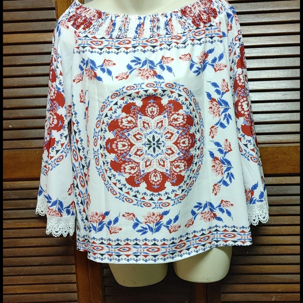 OFF SHOULDER SATINY LACE DETAIL R/W/B SHIRT